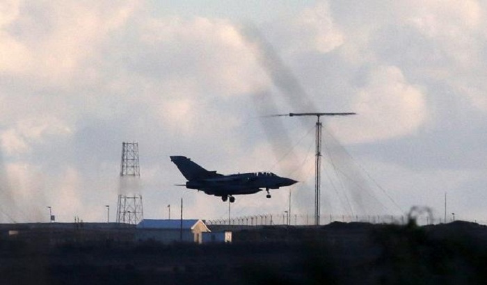 British bombers strike Islamic State oil fields in Syria